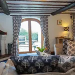 Gelt Cottage, Castle Carrock, Family With 2 Dogs Welcome And Hot Tub
