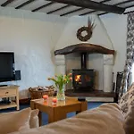 Gelt Cottage, Castle Carrock, Family With 2 Dogs Welcome And Hot Tub 別荘 Castle Carrock