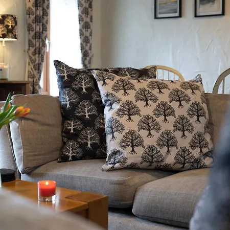 Gelt Cottage, Castle Carrock, Family Accommodation With 2 Dogs Welcome And Hot Tub *