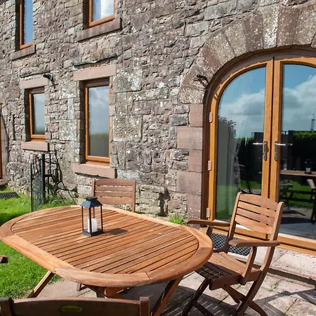 別荘 Gelt Cottage, Castle Carrock, Family With 2 Dogs Welcome And Hot Tub *