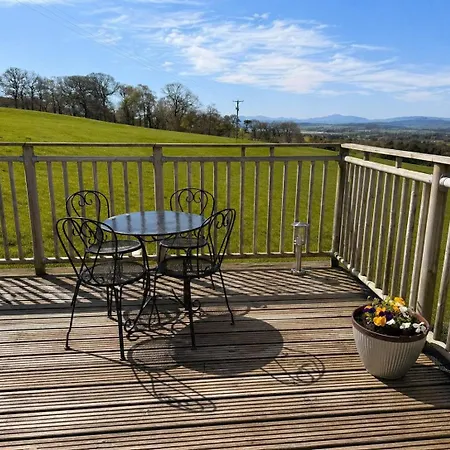 Gelt Cottage, Castle Carrock, Family With 2 Dogs Welcome And Hot Tub 別荘 *